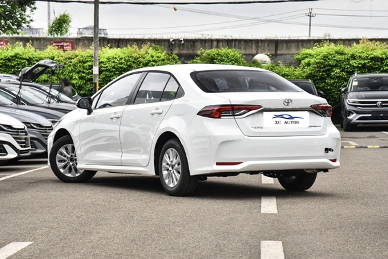 Réglage électrique du siège du conducteur Toyota Corolla hybride essence 4x4 voitures d'occasion à Dubaï