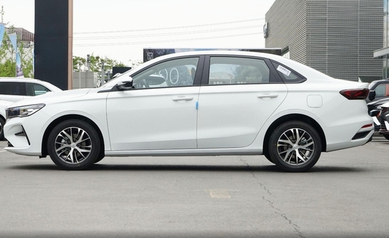 Geely Emgrand 2023 Gen4 Champion Edition 1.5LCVT Version de luxe 4638*1820*1460 L*W*H mm