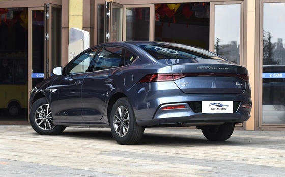 2024 BYD Qin Plus DM-i Voiture électrique hybride rechargeable avec contrôle électronique de la stabilité