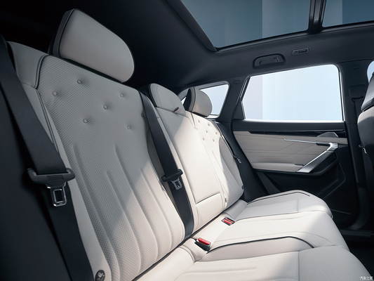 Automatique Geely 1.5TD Moteur Raytheon Véhicules électriques hybrides Geely Boyue L EV avec ESC