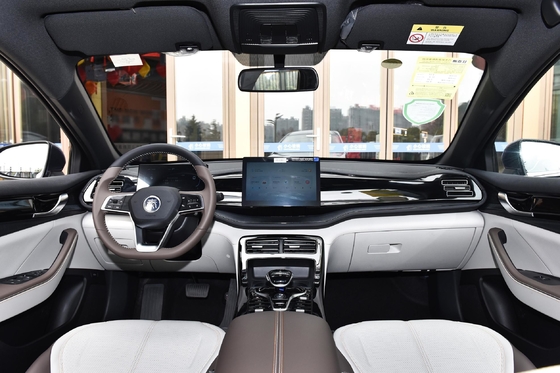 2024 BYD QIN Plus DM-i Honor Edition 55km Autonomie de conduite 4 roues Véhicule de régulation de vitesse normale