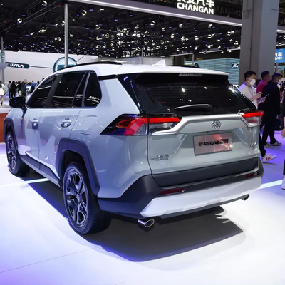 Le couple maximal Nm 200-300Nm Toyota RAV4 5 portes 5 places 2020 Rva4 Carrosse compacte SUV à carburant