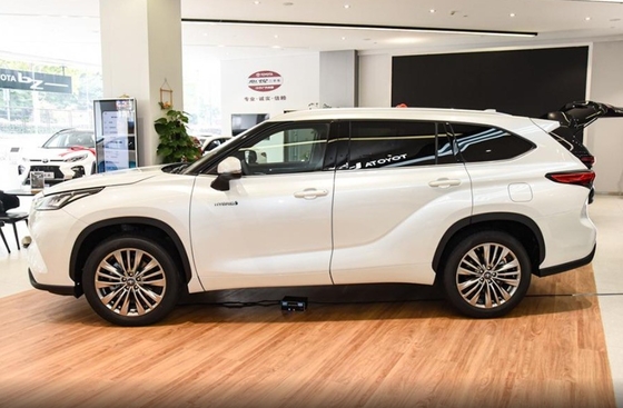 2023 Crown Kluger HEV Twin Engine 2.5L 2WD Exalted Version SUV 7 places avec radar ABS