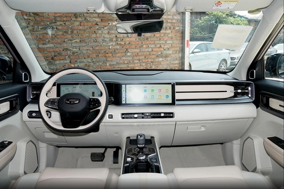 2024 Geely ICON 1.5TD voiture à essence avec 7 rapports avant et structure de carrosserie SUV 5 places
