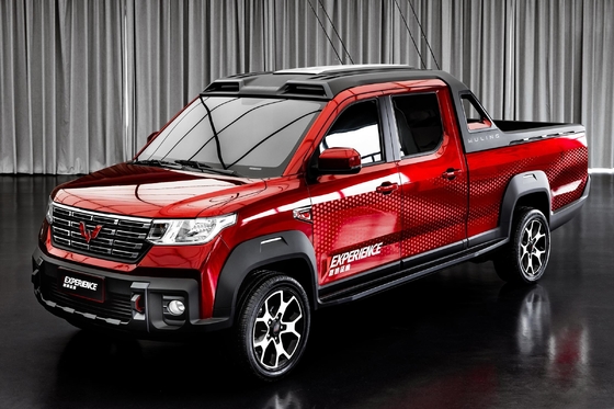 Camion à essence chinois Wuling avec une puissance maximale de 150 à 200 ch et un système ESC