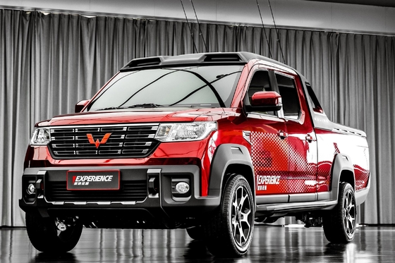 Camion à essence chinois Wuling avec une puissance maximale de 150 à 200 ch et un système ESC