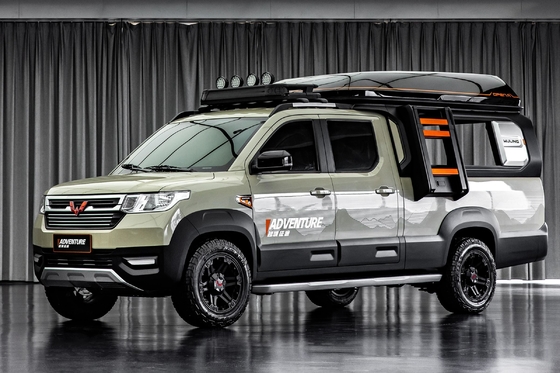 Camion à essence chinois Wuling avec une puissance maximale de 150 à 200 ch et un système ESC