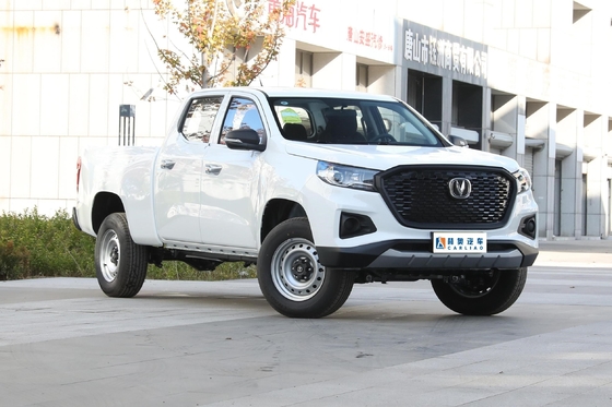 Changan Lantuozhe camion automatique à main gauche avec faible kilométrage 1-25000 miles