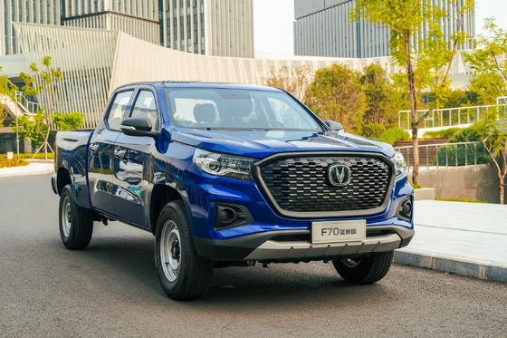 Changan Lantuozhe camion automatique à main gauche avec faible kilométrage 1-25000 miles