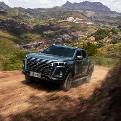 2024 Changan Lantuozhe Les camions électriques 4 vers l'avant 5 capacité de sièges