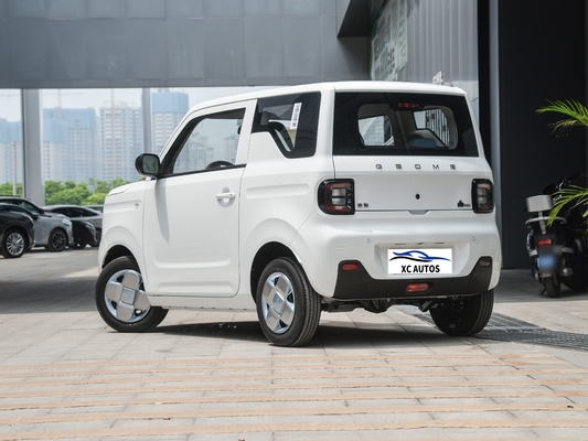 Geely Panda Mini EV Car 4 sièges avec Double Wish Bone Suspension arrière 200Km