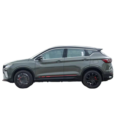 2025 Geely Coolray 5 sièges SUV voiture avec ESC R18 Taille de pneu et moteur à essence