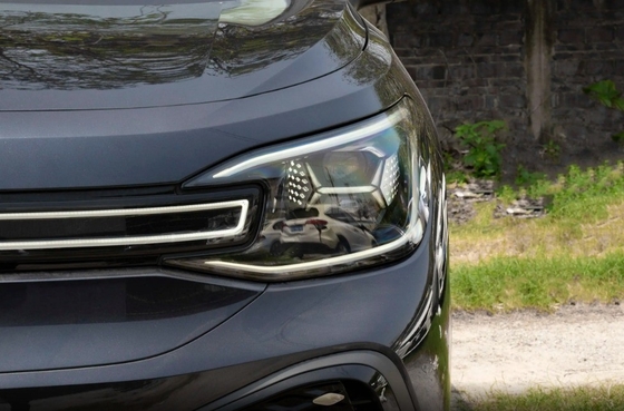 Distance parcourue 1 à 2 000 milles SUV EV de taille moyenne Voiture Max vitesse 160 km/h ID.6 Crozz 2023 ver.