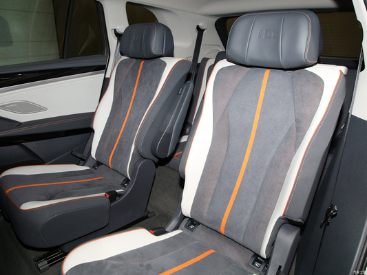 Grand amusement ID6 Crozz EV SUV couple maximal Nm 400-500Nm pour des aventures inarrêtables
