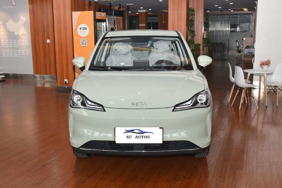 Pure Electric Neta V 5 places voiture avec 400Km Long Endurance et avant 4 arrière 4 radar