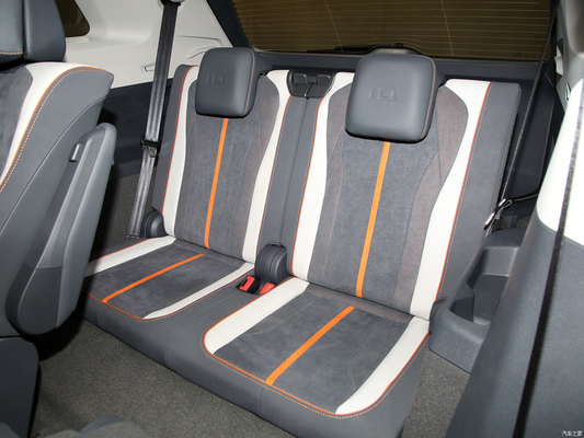 Grand amusement ID6 Crozz EV SUV couple maximal Nm 400-500Nm pour des aventures inarrêtables