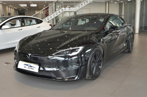 Frein de stationnement électrique Tesla Model S Automobile à énergie usée avec combustible électrique