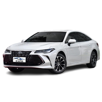 Toyota Avalon voiture de luxe avec 6 airbags et faible kilométrage 1-25000 miles en parfait état