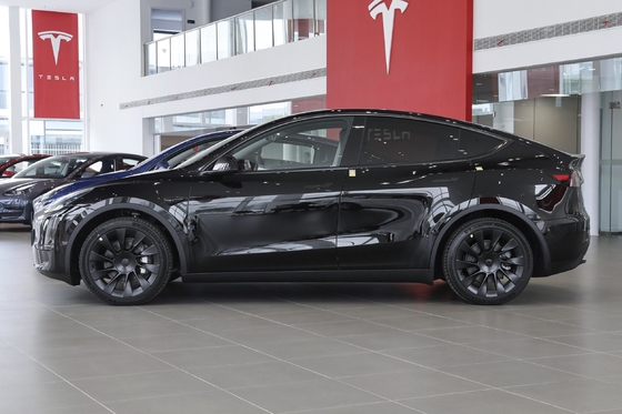 Frein de stationnement électrique Tesla modèle Y voiture électrique à énergie usée avec radar avant 4 arrière 4