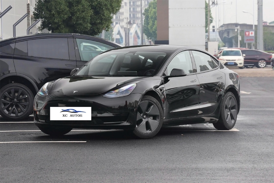 8 mois Tesla Modèle 3 Automobile électrique à énergie usée avec radar avant 4 arrière 4