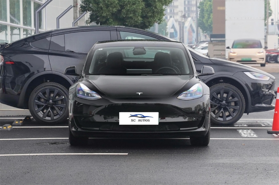 8 mois Tesla Modèle 3 Automobile électrique à énergie usée avec radar avant 4 arrière 4