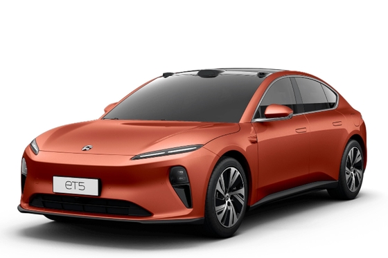 2023 Année Nio Et5t Multi-link Suspension avant voiture d'occasion avec Big Space Energy EV Car