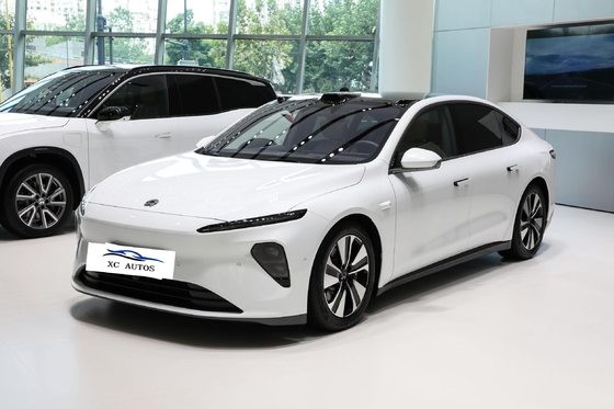 High Speed Luxury Nio Et7 Véhicule énergétique 4 roues motrices Voiture électrique avec frein de stationnement électrique