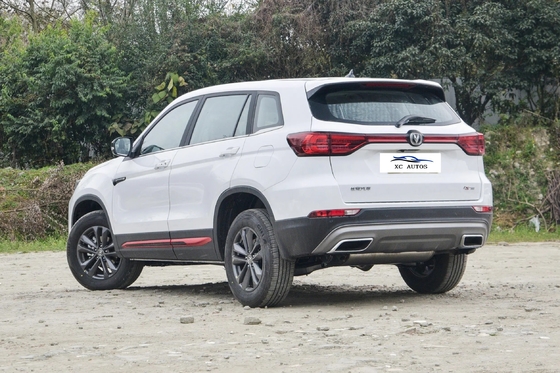 Changan CS75 équipé d'ESC La prochaine génération de VUS compacts avec 3000-3500 mm d'empattement