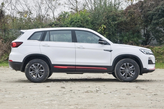 Changan CS75 équipé d'ESC La prochaine génération de VUS compacts avec 3000-3500 mm d'empattement