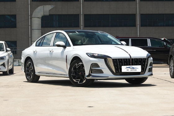 Direction électrique Hongqi H6 Benzine Benzine Sports Car avec réglage du siège du conducteur