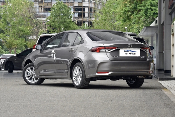 Vendez une voiture électrique à essence Toyota Hilux Corolla 2020 avec un couple maximal de 200 à 300 Nm