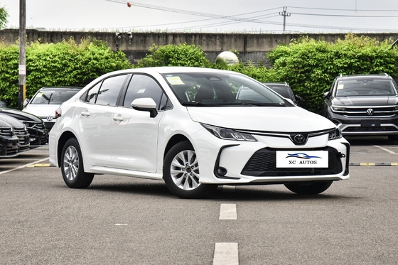 Vendez une voiture électrique à essence Toyota Hilux Corolla 2020 avec un couple maximal de 200 à 300 Nm