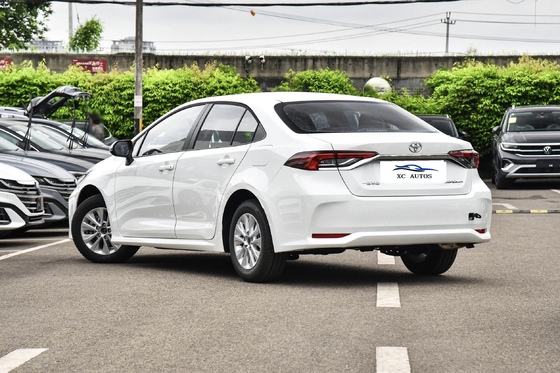 Vendez une voiture électrique à essence Toyota Hilux Corolla 2020 avec un couple maximal de 200 à 300 Nm