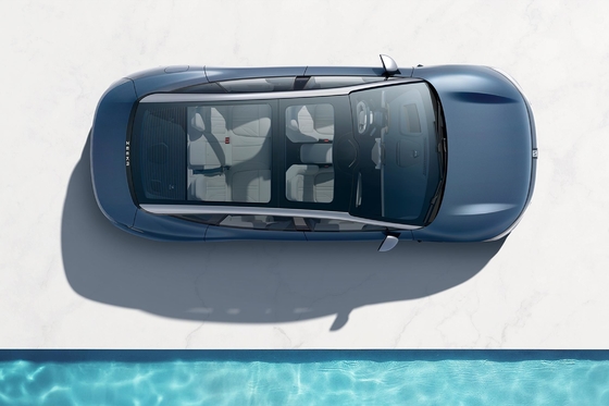 75 KWH Voiture électrique Zeekr 007 RWD Véhicule électrique à grande vitesse avec radar avant 4 arrière 4