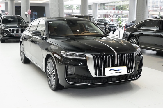 Luxe Hongqi H9 2022 2.0t EV voiture électrique avec avant 4 arrière 4 radar 4988*1875*1470mm