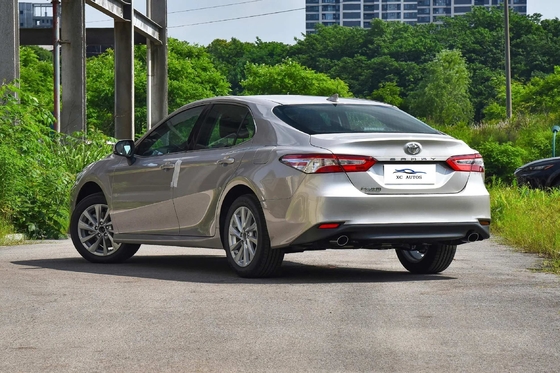 2023 Toyota Camry 2.5T Hybrid Sedan avec longueur * largeur * hauteur 4915x1840x1450