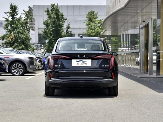 2023 Hongqi E-QM5 électrique pur 5 places Noir Couleur 4 portes 5 places pour le marché russe