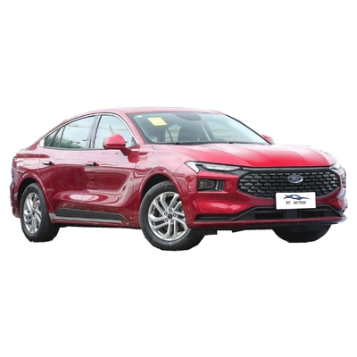 Voiture électrique Ford Mondeo High Speed Automobile de luxe pour 5 sièges kilométrage 1-25000 miles