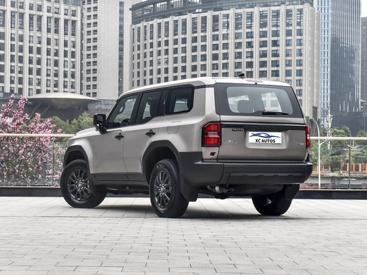La grille avant du Toyota Prado 150 de 2024 La combinaison parfaite de style et de fonctionnalité