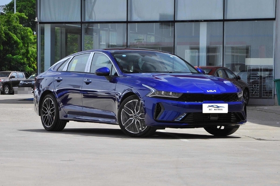 Kia K5 GT-Line Sedan 2023 voitures d'occasion essence 5 places voiture de berline fabriquée en K5 et GT-Line