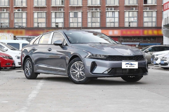 Kia K5 GT-Line Sedan 2023 voitures d'occasion essence 5 places voiture de berline fabriquée en K5 et GT-Line