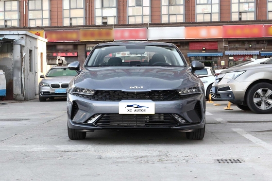 Kia K5 GT-Line Sedan 2023 voitures d'occasion essence 5 places voiture de berline fabriquée en K5 et GT-Line