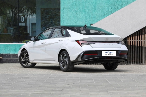 Buick E5 2023 Hyunda Elantra Sedan d'occasion Véhicule automobile à essence selon les exigences du client