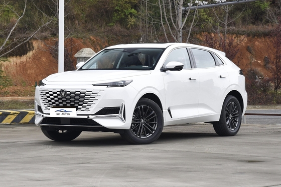 2023 Changan SUV CS75 Plus 5 places SUV voiture à essence avec système de direction électrique