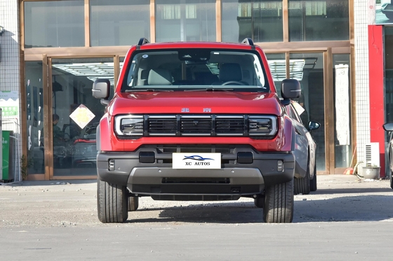 Pékin Bj40 toit ensoleillé SUV à essence Voiture de 2,3 t Grand véhicule Voiture d'occasion