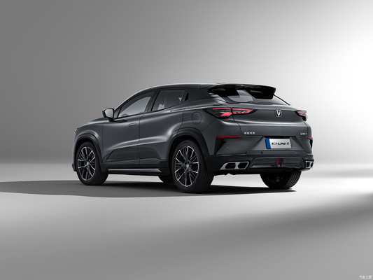 Unité Changan 1,5 t Crossover à essence L*W*H mm 4535*1870*1565 Puissance maximale 150-200PS