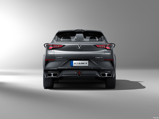 Unité Changan 1,5 t Crossover à essence L*W*H mm 4535*1870*1565 Puissance maximale 150-200PS