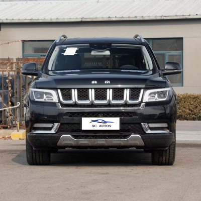 3.0t Grand Beijing Bj90 Luxe 5 portes 5 sièges SUV 4X4 Véhicule avec écran tactile et ESC