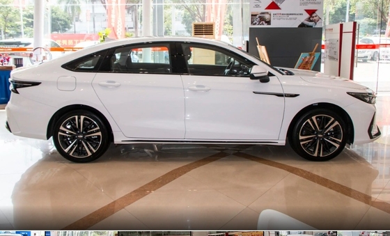 2023 Chery ARRIZO 8 Chi voiture compacte essence 7 vitesses double embrayage 2.0T 254 chevaux L4 fabriqué