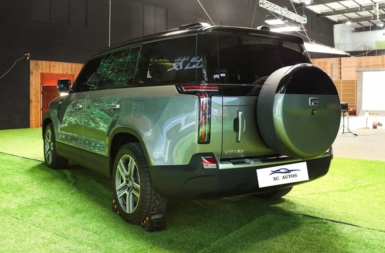 Découvrez l'avenir de la conduite avec le ROX 01 REEV 2023 AWD 6 places SUV de taille moyenne